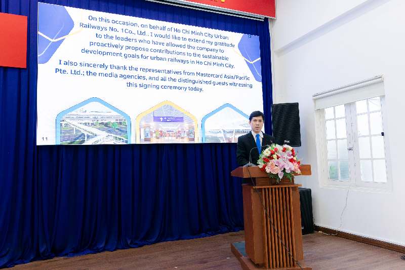 Dùng căn cước để thanh toán khi đi metro