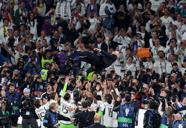 Tấm vé dự Europa League của Man United được UEFA định đoạt ra sao?- Ảnh 4. Tấm vé dự Europa League của Man United được UEFA định đoạt ra sao?- Ảnh 4.