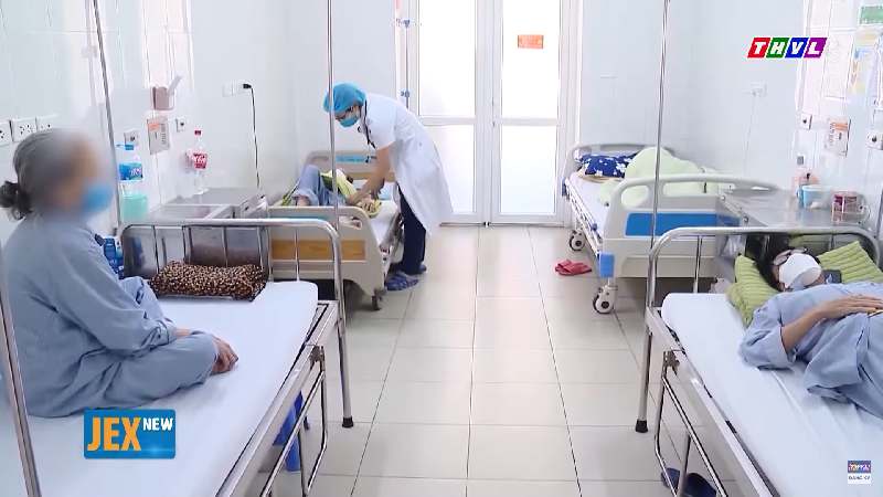 Lời cảnh báo: Nhiều biến chứng khi lạm dụng Corticoid trong điều trị bệnh xương khớp