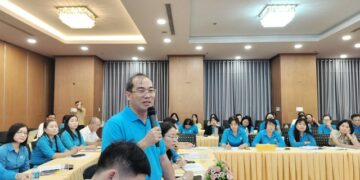 Công nhân thiệt thòi khi thay đổi phương pháp đánh giá công việc nặng nhọc, độc hại- Ảnh 1.