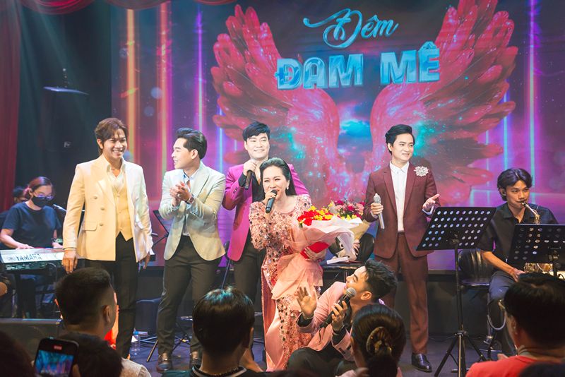 Hồng Phượng nói thẳng khi bị soi vì đưa cố nghệ sĩ Vũ Linh vào show diễn riêng