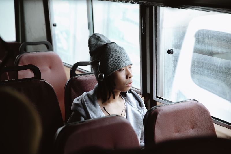 Wxrdie và JustaTee gửi lời tri ân tới đấng sinh thành trong MV “Trở về”