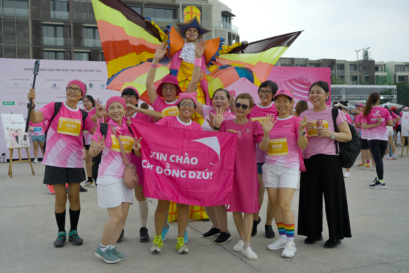 Hàng ngàn trái tim cùng chung nhịp đập vì cộng đồng tại Pink Run