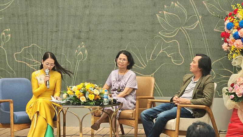 Từ trang lịch nhỏ đến hành trình lớn về văn hóa Việt